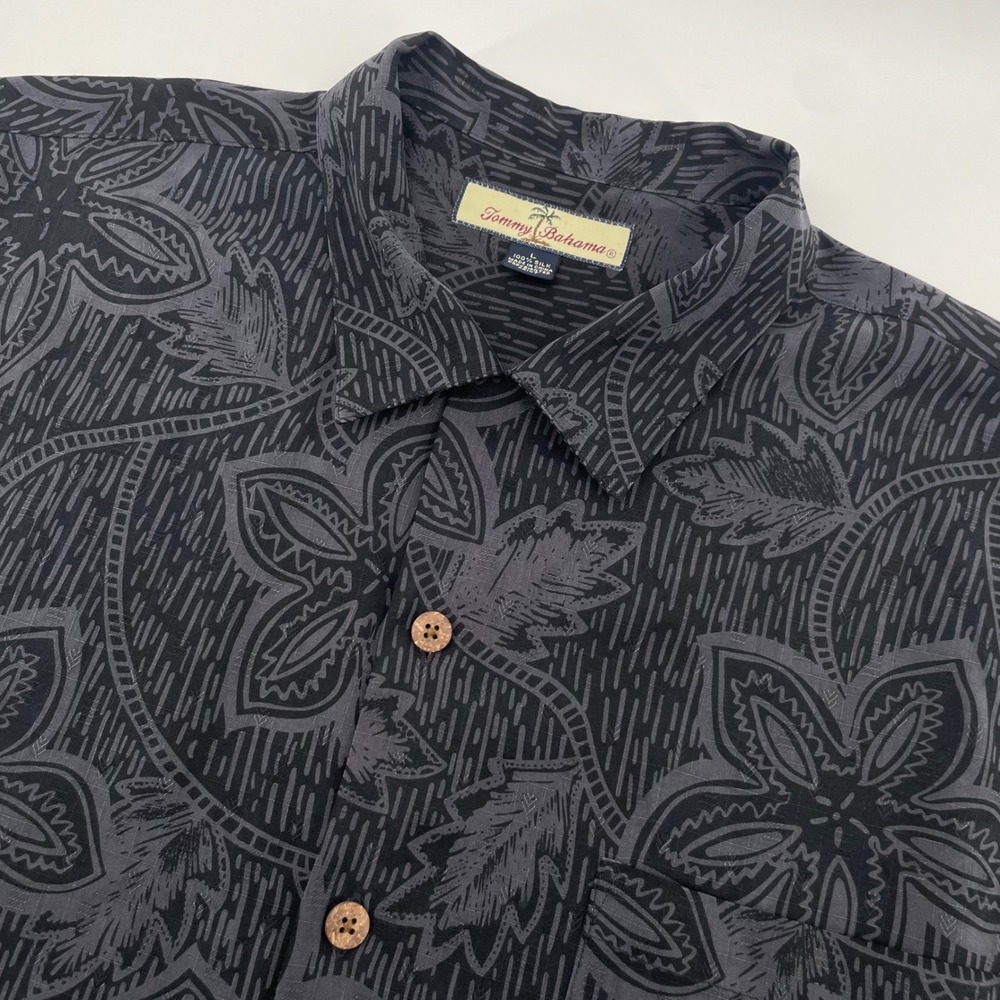 Tommy Bahama Shirt Mens L Gray Silk Floral Short Sleeve Button Down